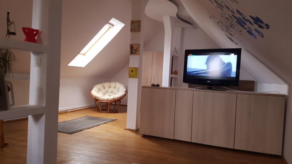 My Place - Butterflies Sibiu Buitenkant foto