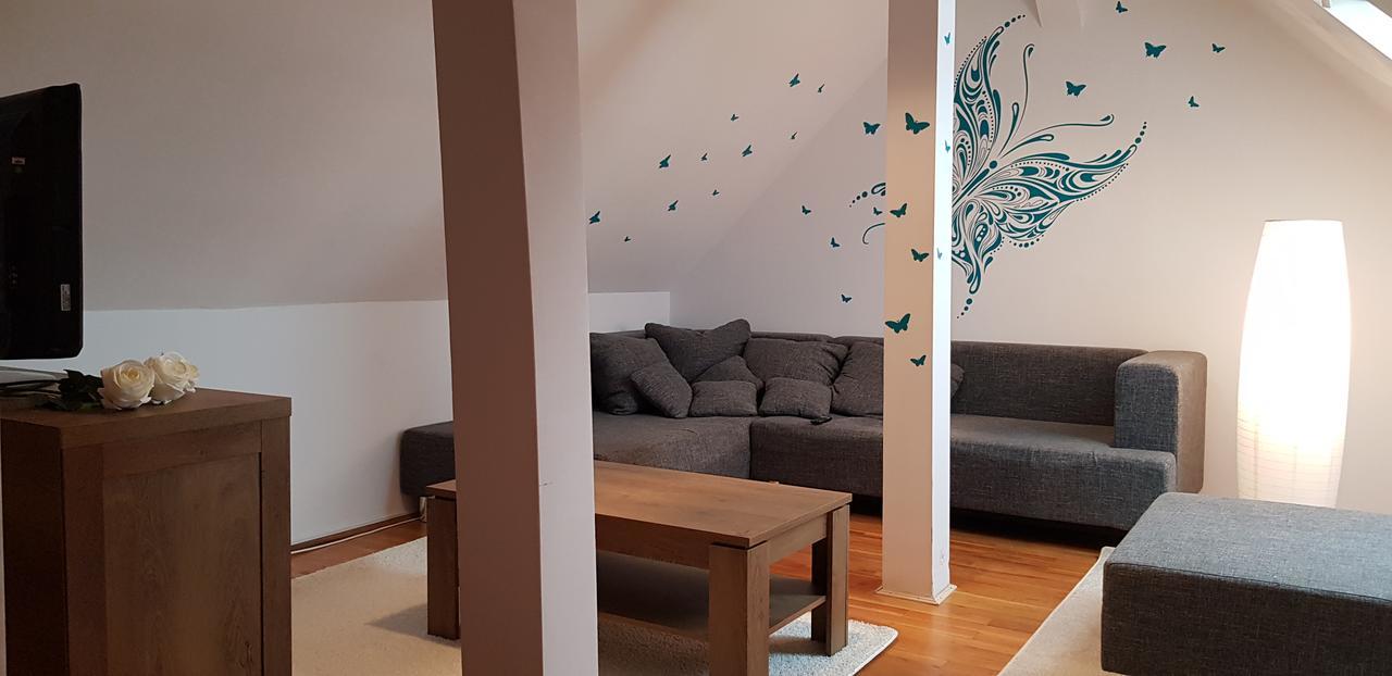 My Place - Butterflies Sibiu Buitenkant foto